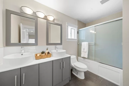 Hallway Photo of 19489 115a Avenue, Pitt Meadows, BC