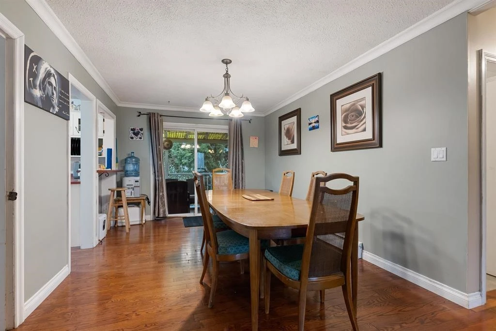 Family Room Photo of 2889 Royal Street, Abbotsford, BC