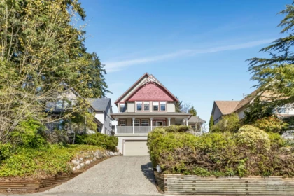 16715 78 Avenue, Surrey, BC, Surrey — Single Family Residence for sale