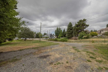 Hot Tub / Spa Photo of 19983 68 Avenue, Langley, BC