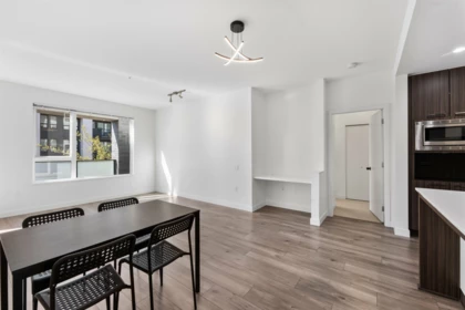 209 9250 University High Street, Burnaby, BC, Burnaby — Apartment/Condo for sale