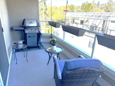 Loft / Bonus Room Photo of 317 15875 Marine Drive, White Rock, BC