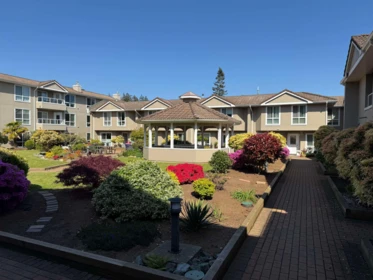 Outdoor Deck Photo of 317 15875 Marine Drive, White Rock, BC