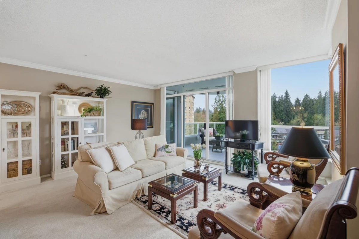 Family Room Photo of 704 995 Roche Point Drive, North Vancouver, BC