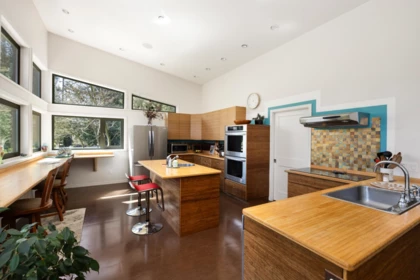Breakfast Nook Photo of 990 Chaster Road, Gibsons, BC