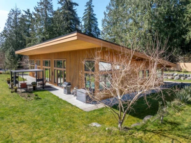 990 Chaster Road, Gibsons, BC, Gibsons — Single Family Residence for sale