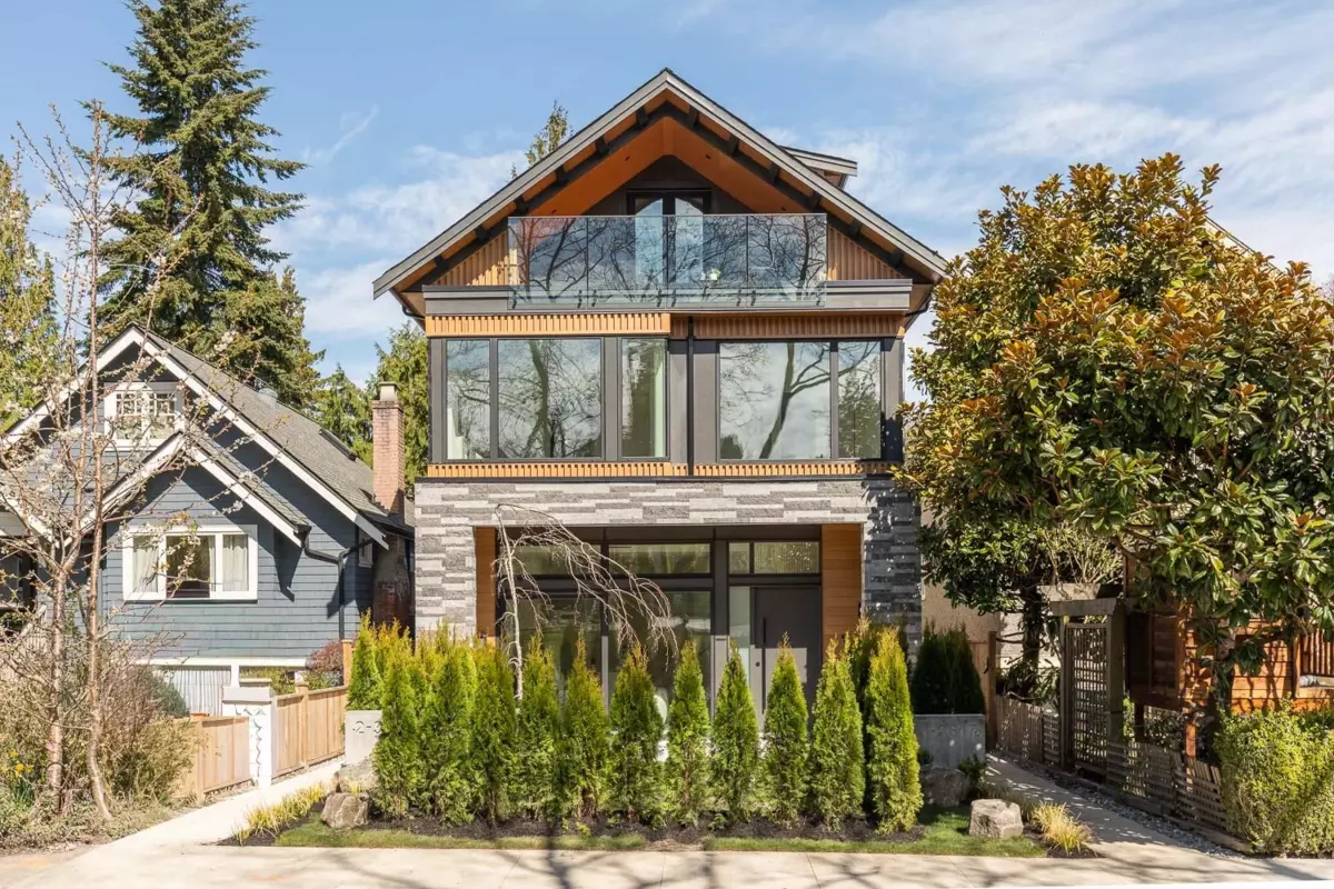 Exterior Rear Photo of 1 3617 W 12th Avenue, Vancouver, BC