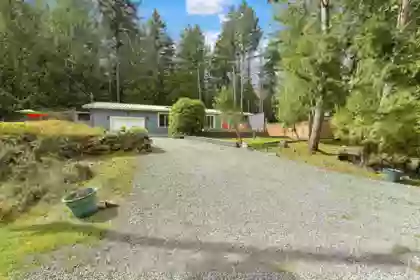 Outdoor Kitchen Photo of 514 Aya Reach Road, Mayne Island, BC
