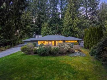 355 Rabbit Lane, West Vancouver, BC, Glenmore — 4 bed single family residence for sale