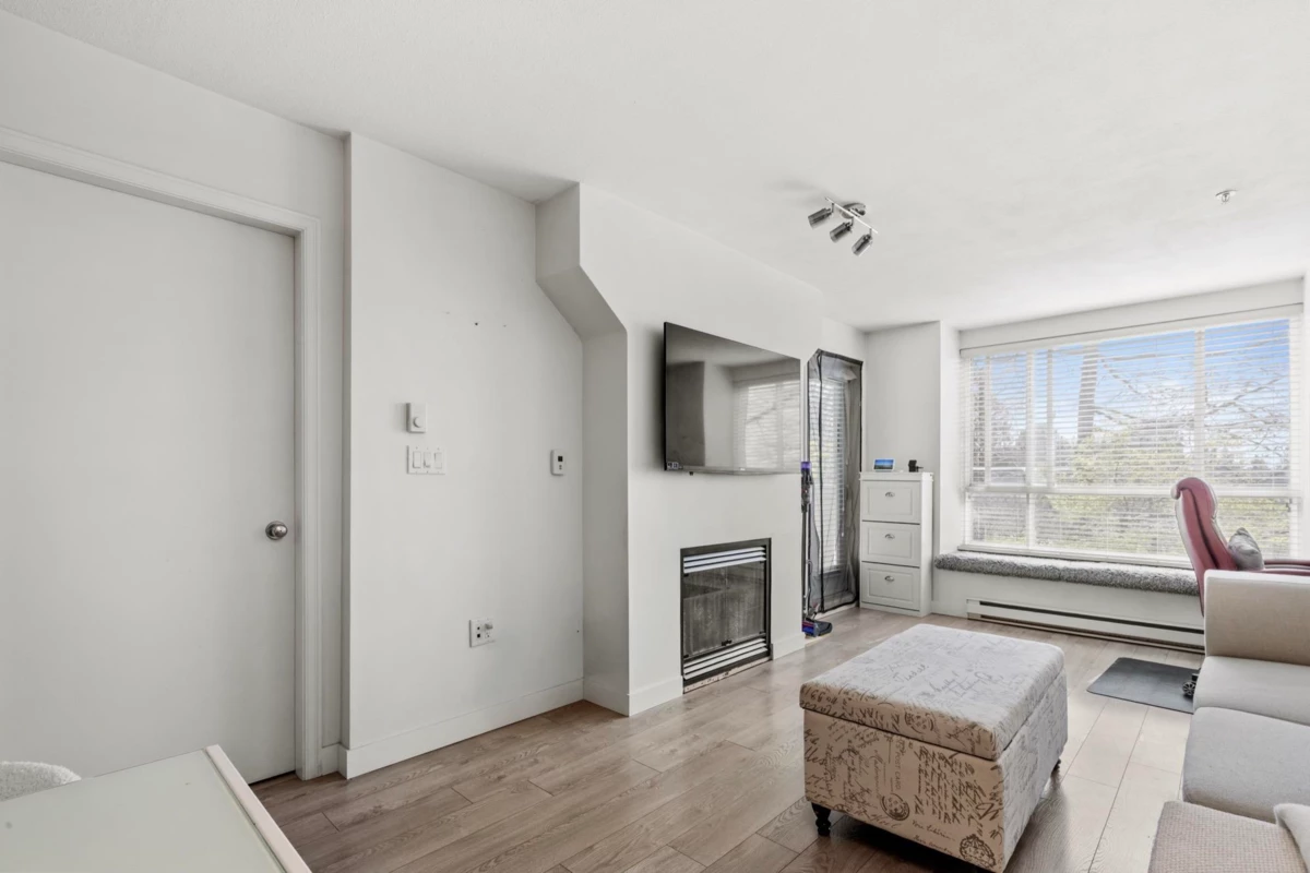 Family Room Photo of 322 6833 Village Green, Burnaby, BC