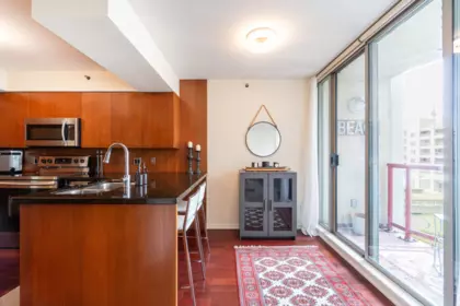 Breakfast Nook Photo of 503 990 Beach Avenue, Vancouver, BC
