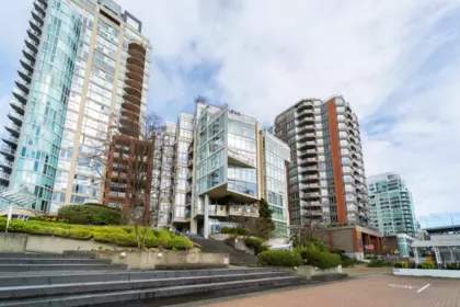 Front Yard Photo of 503 990 Beach Avenue, Vancouver, BC
