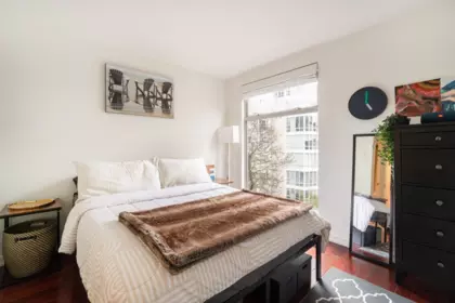 Mudroom Photo of 503 990 Beach Avenue, Vancouver, BC