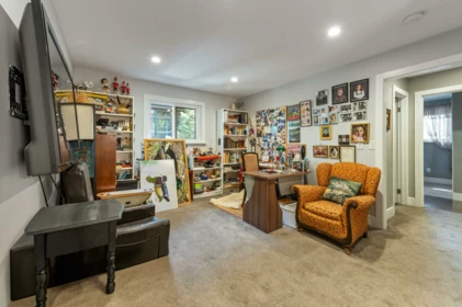 Powder Room Photo of 103 12757 16 Avenue, Surrey, BC