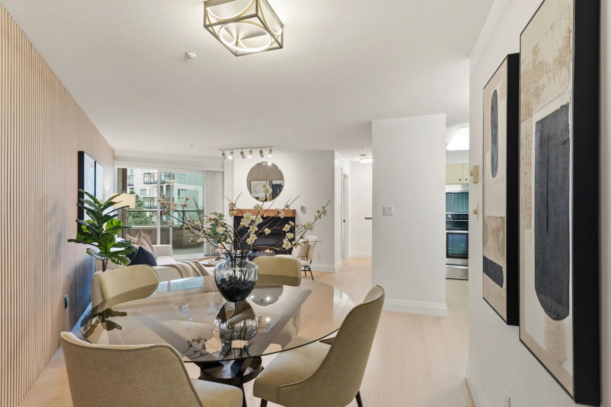 Family Room Photo of 307 10128 132 Street, Surrey, BC