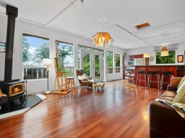 Basement Recreation Room Photo of 1482 Eagle Cliff Road, Bowen Island, BC