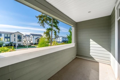 Entry Foyer Photo of 56 16678 25 Avenue, Surrey, BC