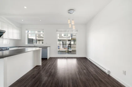 Kitchen Photo of 56 16678 25 Avenue, Surrey, BC