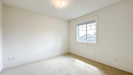 Entry Foyer Photo of 30 8425 Venture Way Way, Surrey, BC