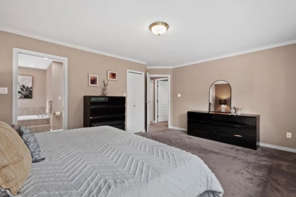 Entry Foyer Photo of 1659 Orkney Place, North Vancouver, BC