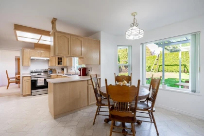 Breakfast Nook Photo of 4866 196th Street Street, Langley, BC