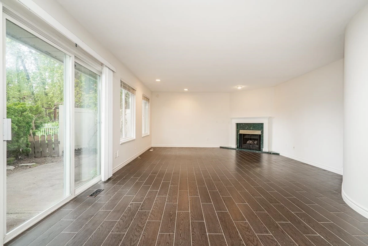 Living Room Photo of 55 16061 85 Avenue, Surrey, BC