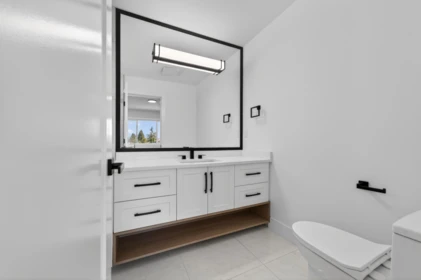 Basement Recreation Room Photo of 11399 85a Avenue, Delta, BC