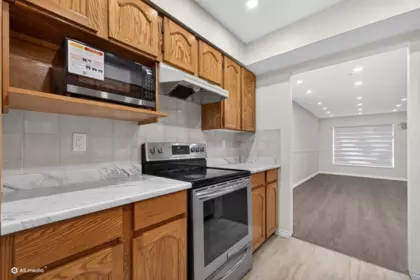 Pantry Photo of 129 13725 72a Avenue, Surrey, BC