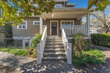 Garden / Landscaping Photo of 2301 Stephens Street, Vancouver, BC