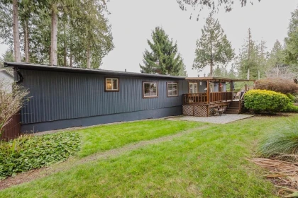 Hot Tub / Spa Photo of 3366 Richards Road, Roberts Creek, BC