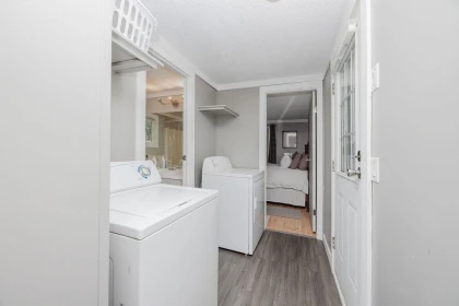 Walk-In Closet Photo of 3366 Richards Road, Roberts Creek, BC