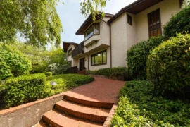 2296 W 32nd Avenue, Vancouver, BC