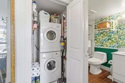 Mudroom Photo of 212 4338 Commercial Street, Vancouver, BC
