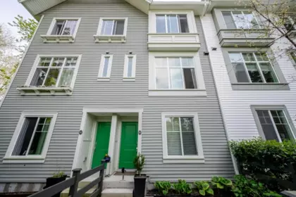 95 8168 136a Street, Surrey, BC, Surrey — Townhouse for sale