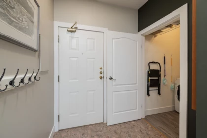 Guest Bathroom Photo of 204 4733 W River Road, Delta, BC