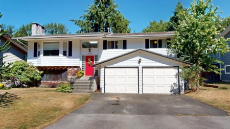 38549 Westway Avenue, Squamish, BC, Squamish — Single Family Residence for sale