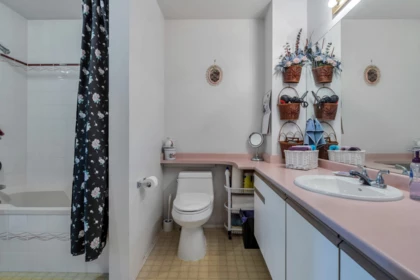 Basement Recreation Room Photo of 109 13843 100 Avenue, Surrey, BC