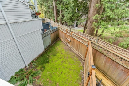 Mudroom Photo of 109 13843 100 Avenue, Surrey, BC