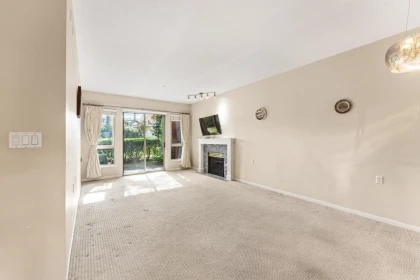 Pantry Photo of 101 843 22nd Street, West Vancouver, BC