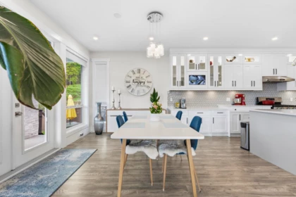 Breakfast Nook Photo of 3 8295 Nixon Road, Chilliwack, BC