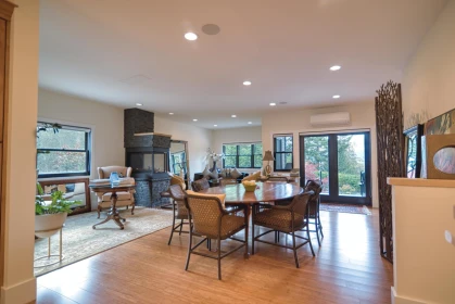 Breakfast Nook Photo of 4253 Packalen Boulevard, Garden Bay, BC