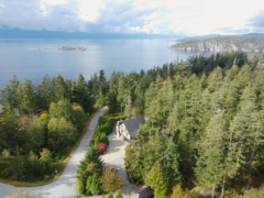 4253 Packalen Boulevard, Garden Bay, BC