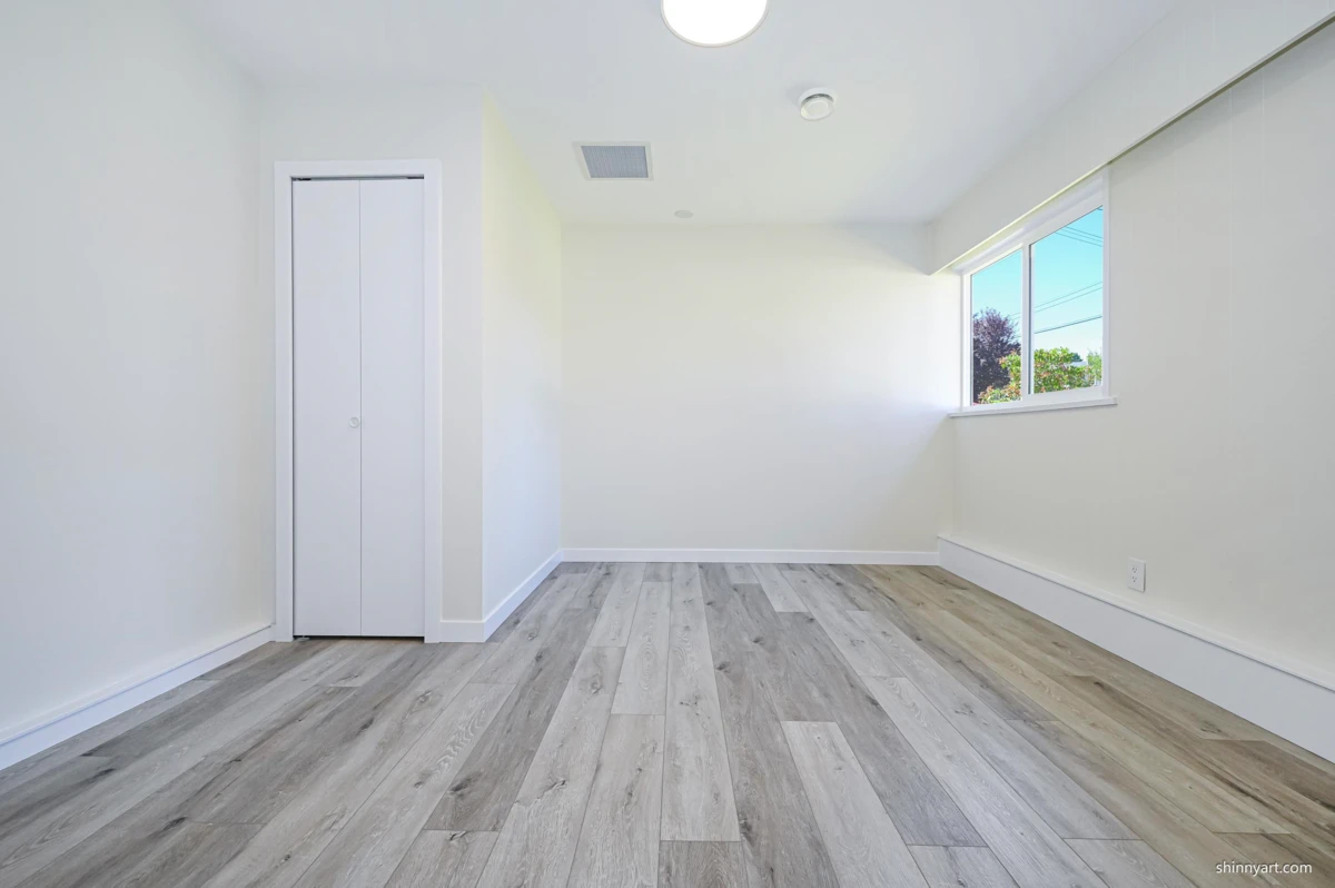 Family Room Photo of 5546 Maple Crescent, Delta, BC