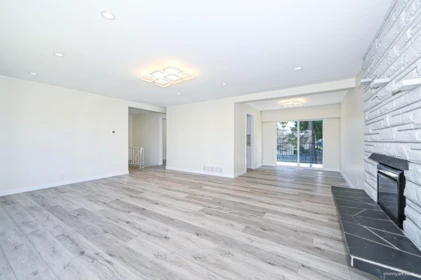 Entry Foyer Photo of 5546 Maple Crescent, Delta, BC