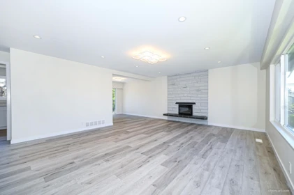 Mudroom Photo of 5546 Maple Crescent, Delta, BC