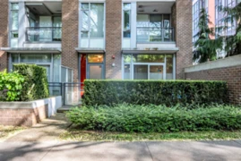 2021 W 10th Avenue, Vancouver, BC