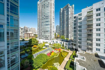 Outdoor Deck Photo of 902 1199 Marinaside Crescent, Vancouver, BC