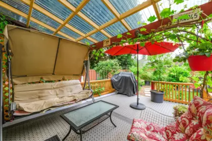 Backyard Photo of 33318 Holland Avenue, Abbotsford, BC