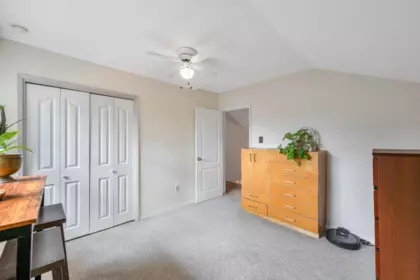 Office / Den Photo of 33318 Holland Avenue, Abbotsford, BC