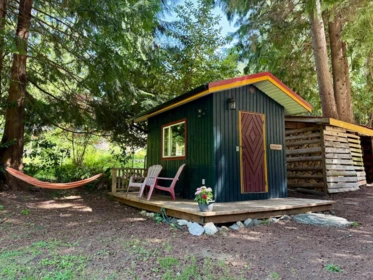 Powder Room Photo of 1261 Roberts Creek Road, Roberts Creek, BC